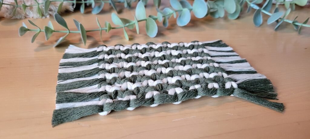 How to make a Classic Macrame Coaster